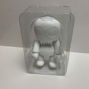 2005 Toy2R Toyer White DIY ToyerQ Qee Vinyl Skull Figure